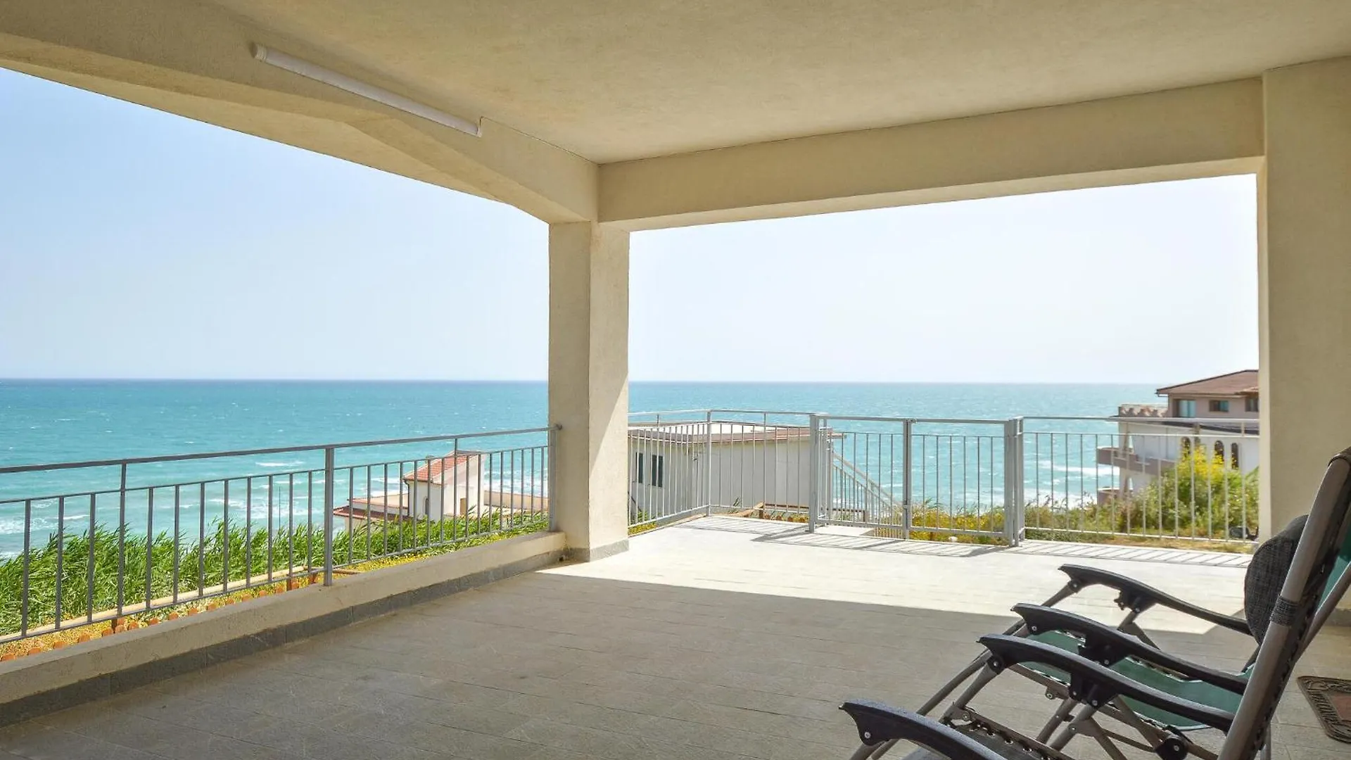 הקונטקטים של 3 Bedroom Cozy Home In Sciacca