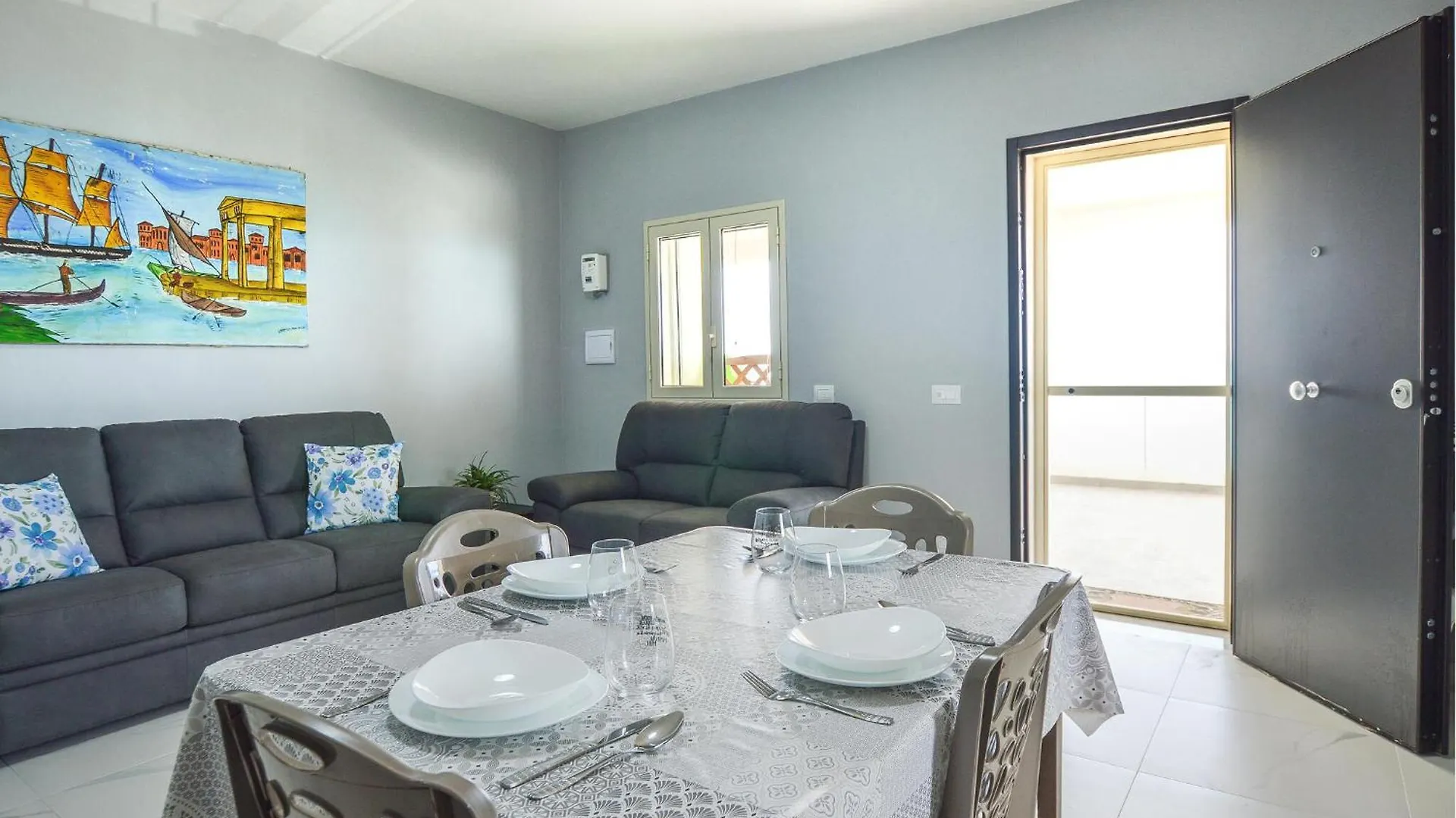 3 Bedroom Cozy Home In שאקה 0*,